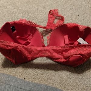 Victoria's Secret Intimates & Sleepwear - VS bra, 36DD Victoria's Secret Intimates & Sleepwear - VS bra, 36DD
